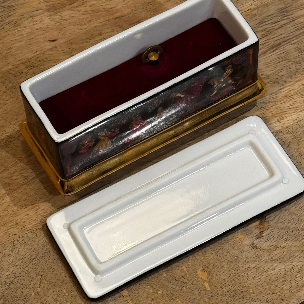 VTG 1991 Ardleigh Elliott & Sons Nutcracker Porcelain Music Box - Tchaikovskiy - Picture 5 of 8